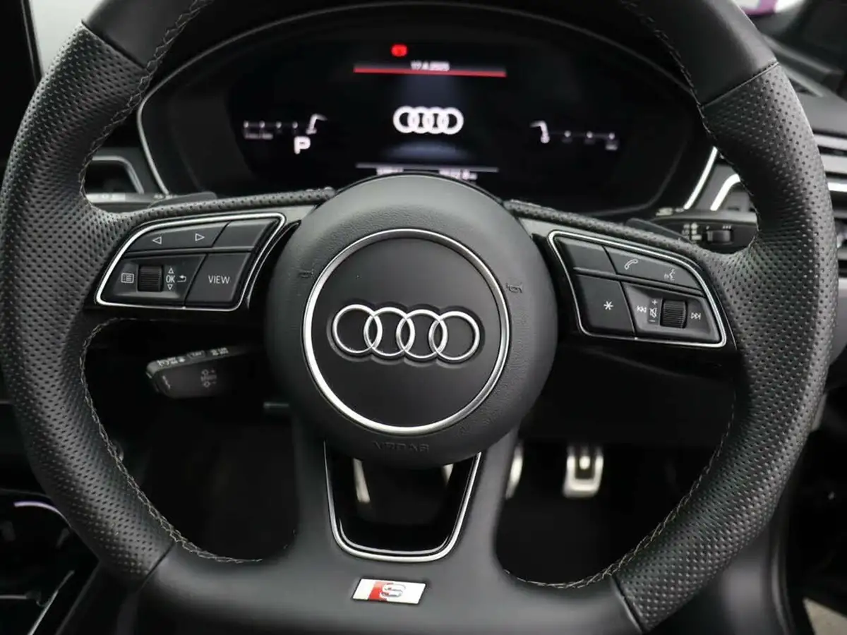 2023-audi-a4-20-40-tfsi-black-edition-big-24
