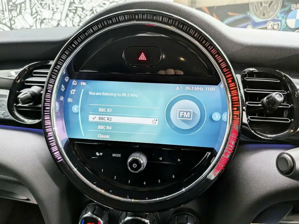 2022-mini-cooper-15-cooper-classic-hatchback-5d-big-11