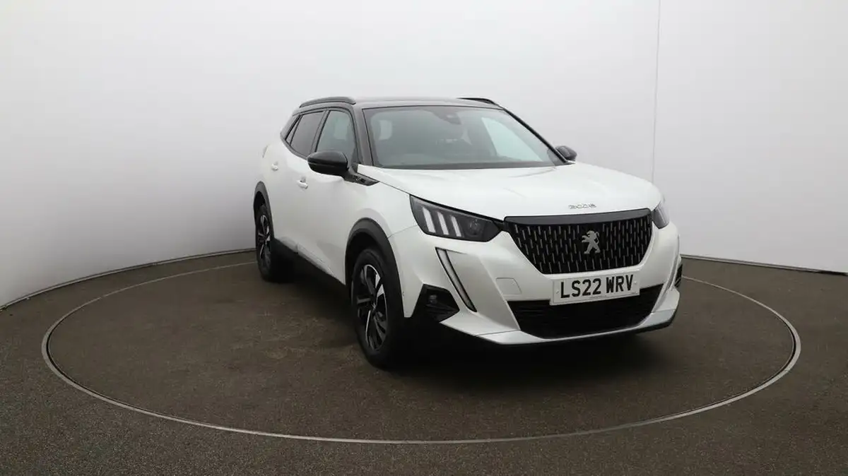 2022-peugeot-2008-suv-12-puretech-gt-big-34