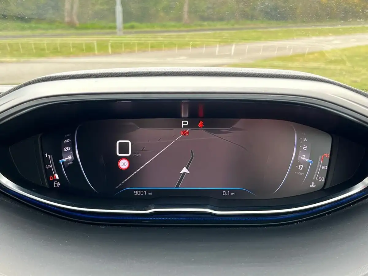 2022-peugeot-3008-suv-12-puretech-allure-premium-eat8-big-23