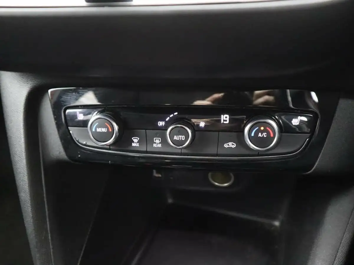 2021-vauxhall-corsa-e-elite-nav-premium-74kw-big-20
