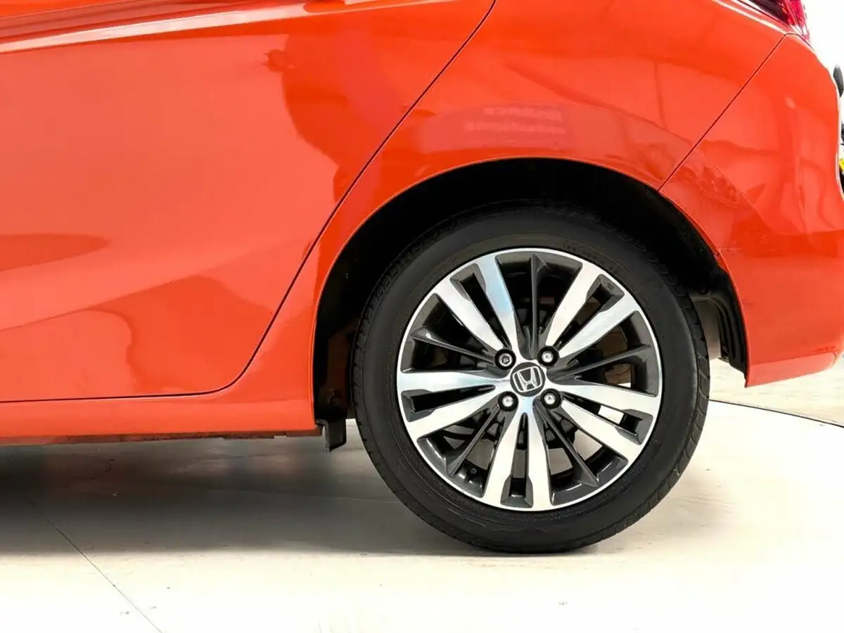 2018-honda-jazz-13-i-vtec-ex-cvt-big-11