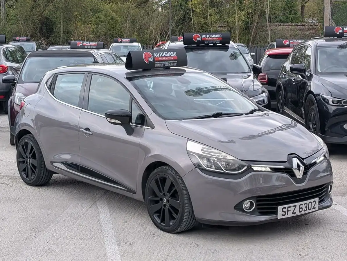 2014-renault-clio-15dci-dynamique-s-medianav-edc-auto-big-0