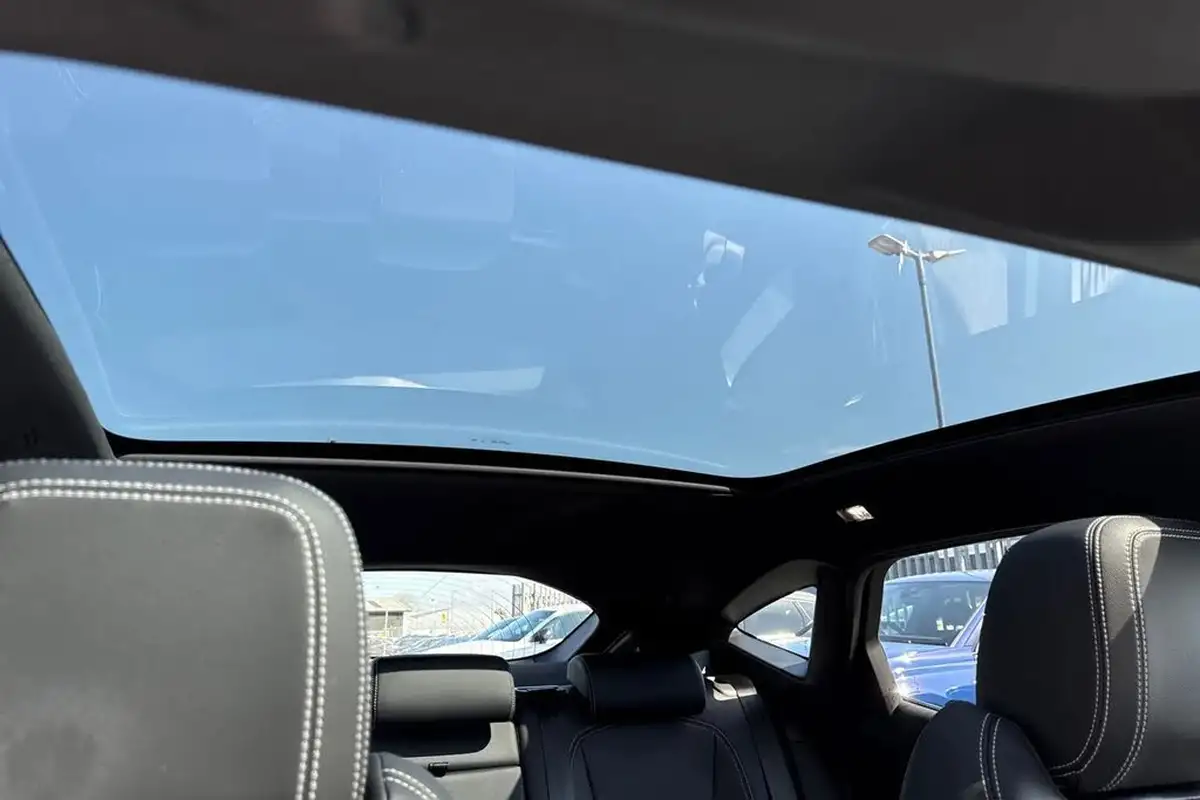 2024-jaguar-e-pace-20-d200-r-dynamic-se-black-big-38