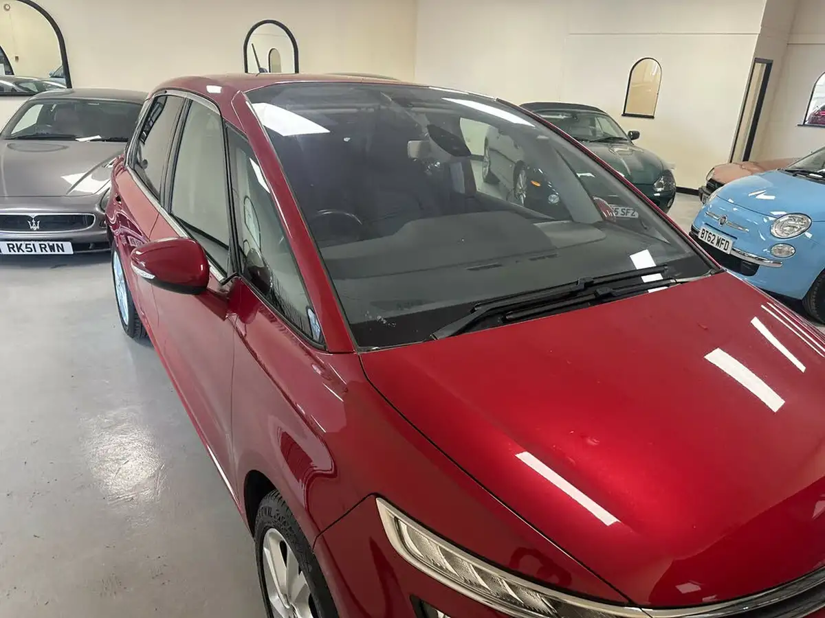 2018-citroen-c4-spacetourer-16bluehdi-feel-big-7
