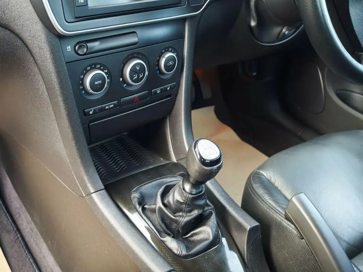 2009-saab-9-3-28-turbo-x-saloon-4d-big-10