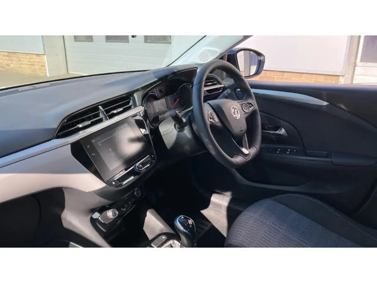 2022-vauxhall-corsa-12i-design-big-8