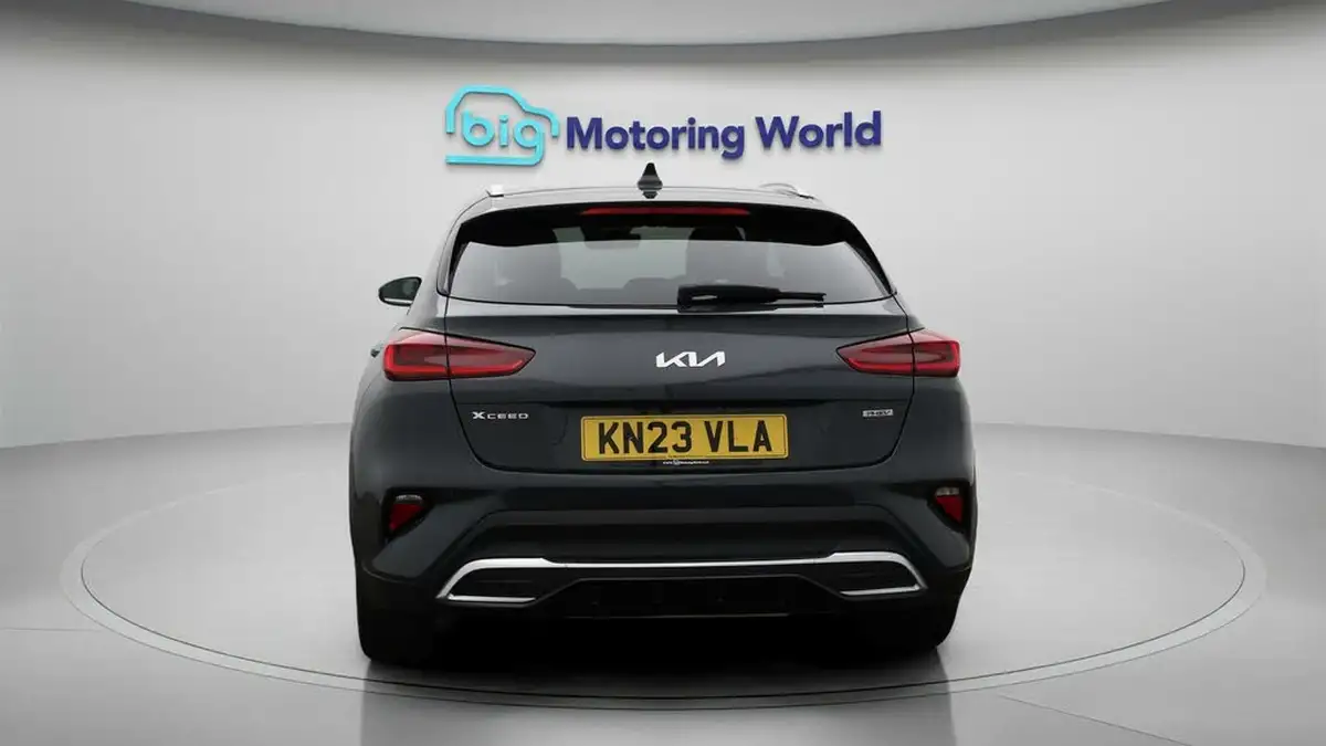 2023-kia-xceed-16-gdi-3-big-6