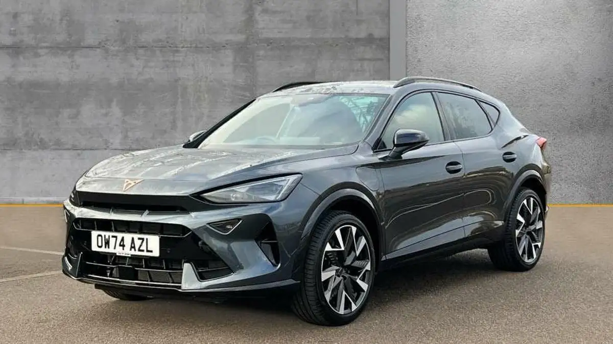 2024-cupra-formentor-15-e-hybrid-vz1-big-6