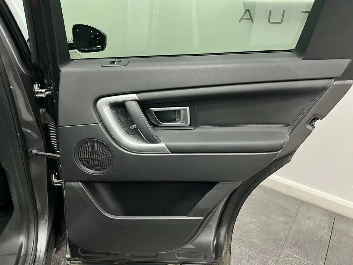 2019-land-rover-discovery-sport-20td4-landmark-big-61