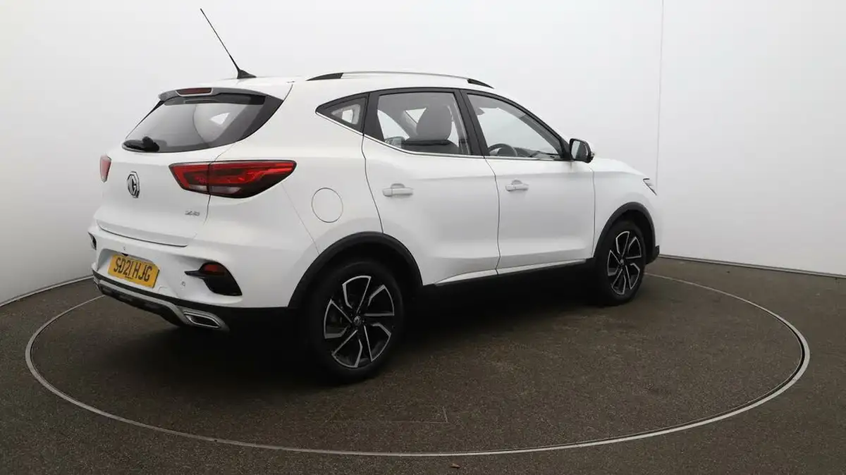 2021-mg-zs-suv-10t-gdi-exclusive-big-45