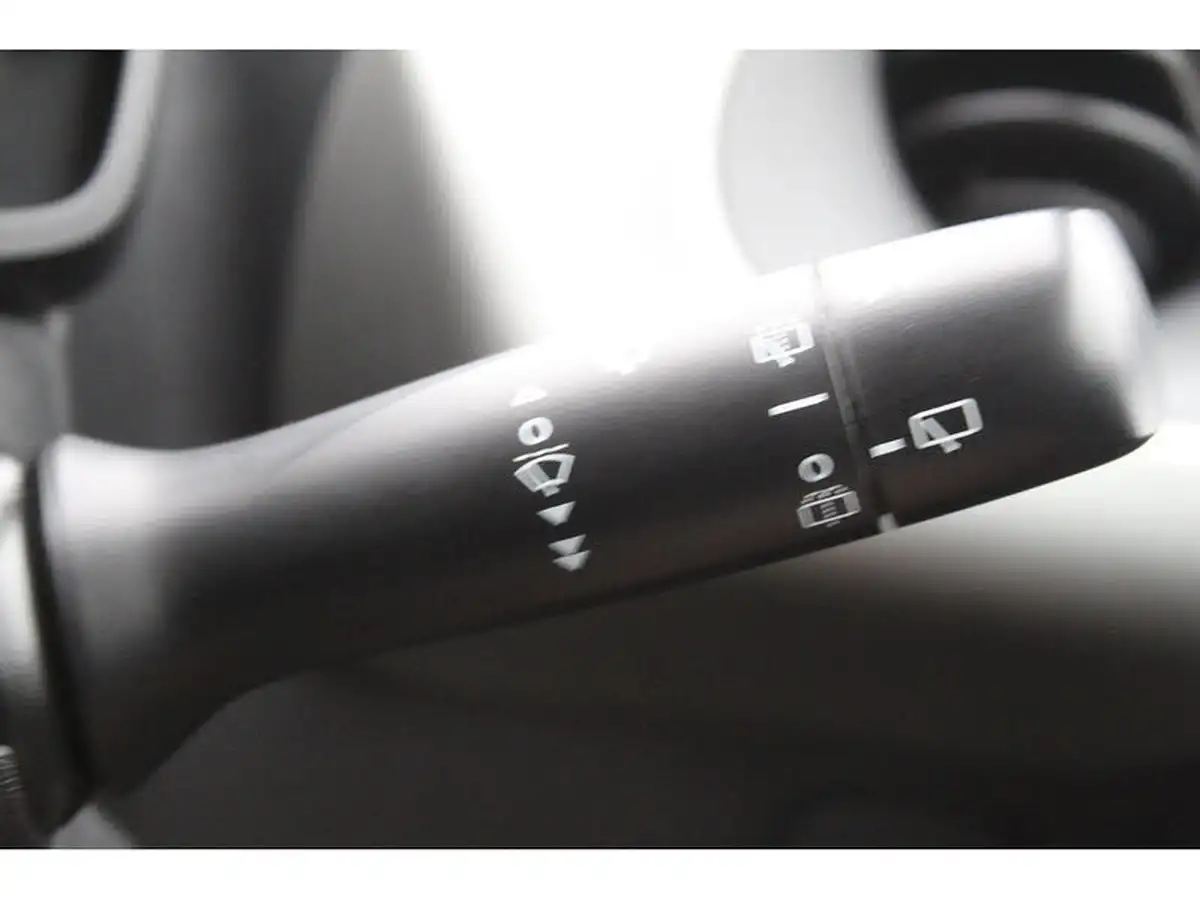 2017-citroen-c1-12-puretech-furio-big-20