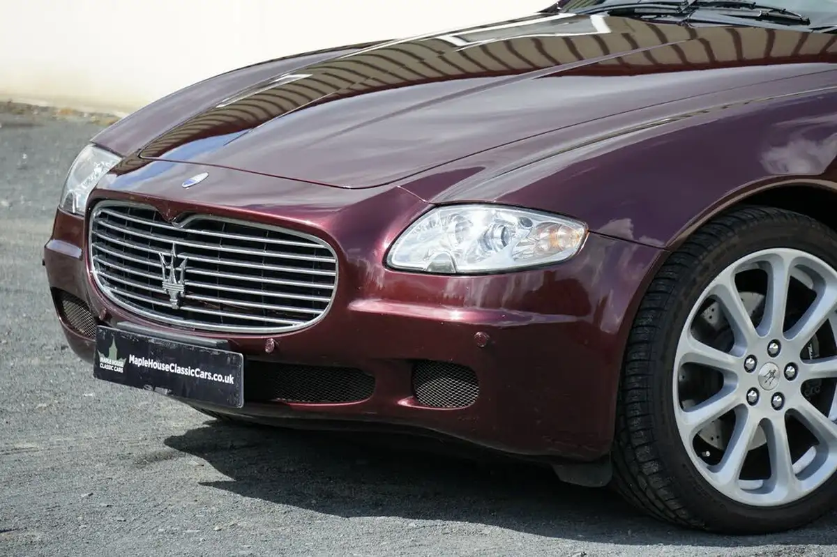 2007-maserati-quattroporte-42-auto-big-9