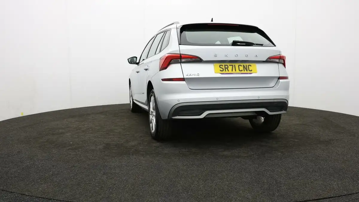 2021-skoda-kamiq-10-tsi-se-109ps-dsg-big-23