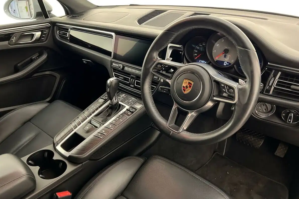 2020-porsche-macan-30-v6-s-big-5