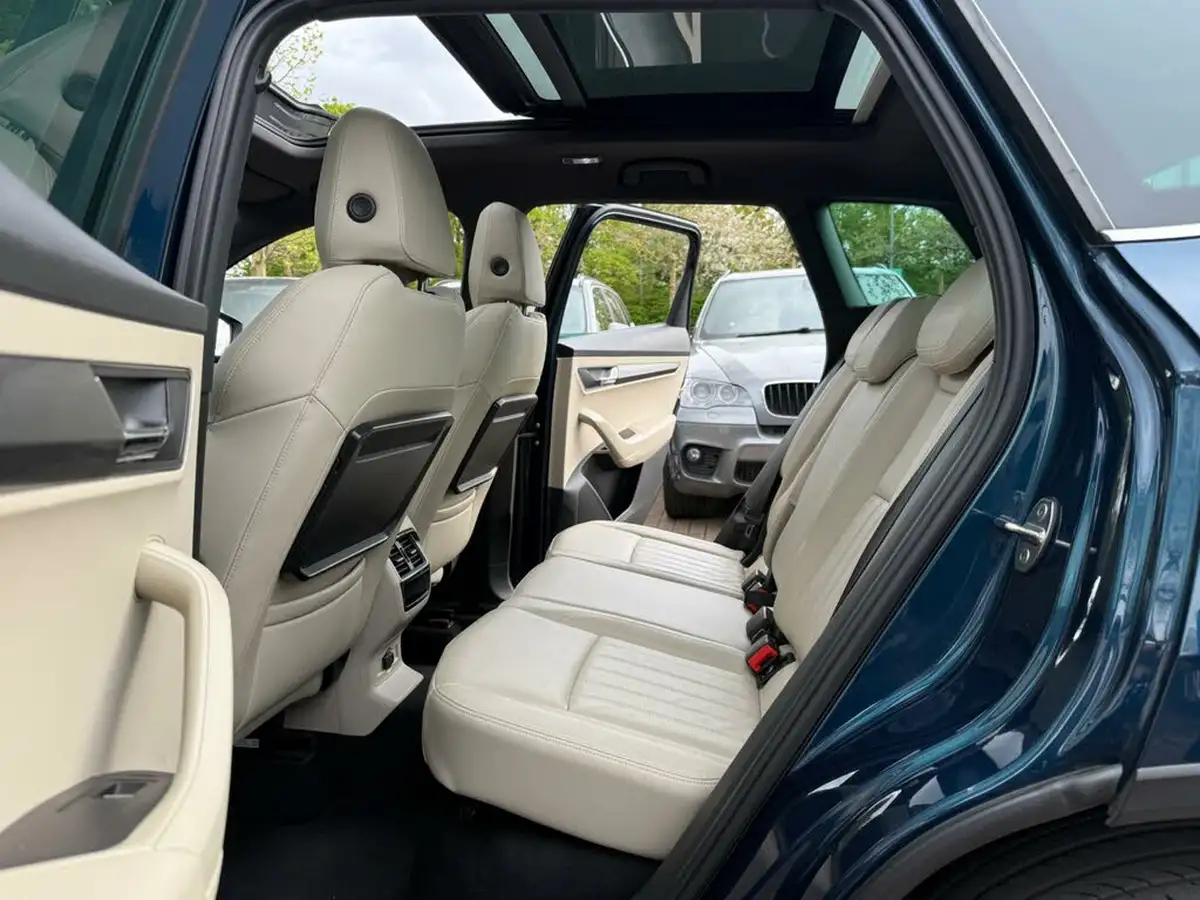 2018-skoda-karoq-15-tsi-edition-ss-dsg-big-33
