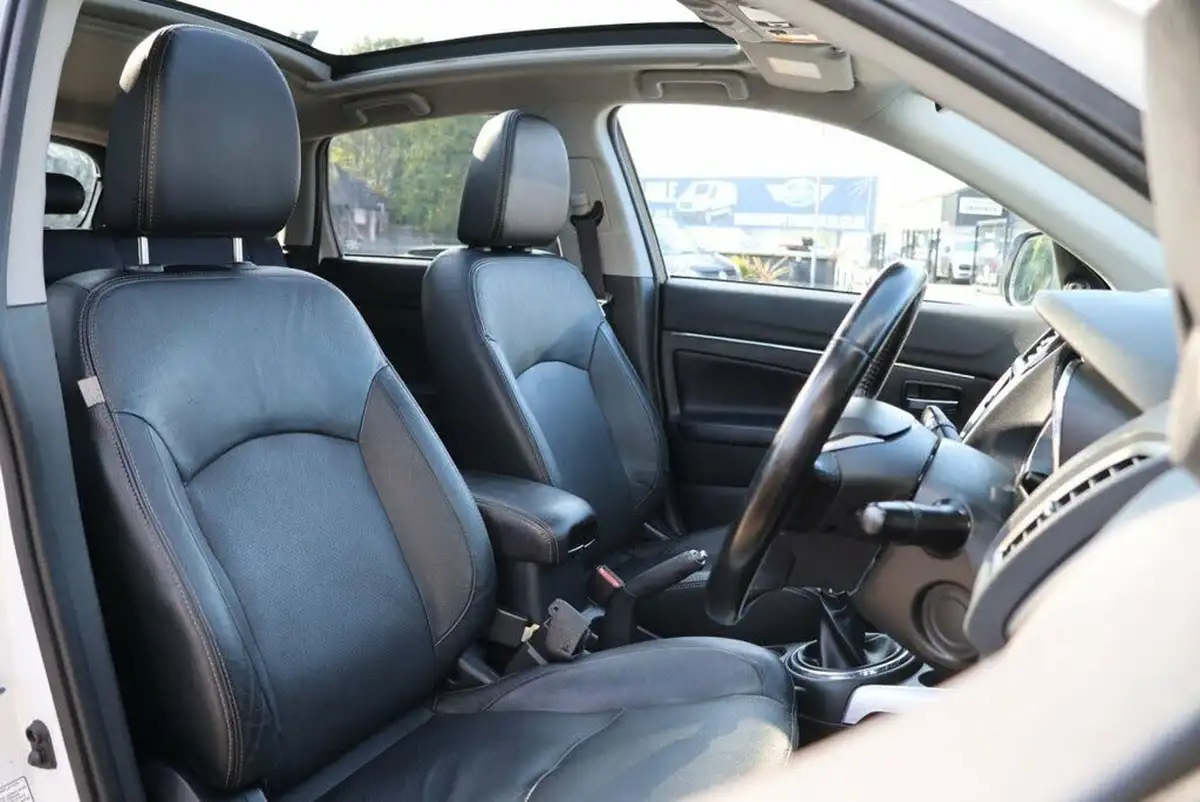 2014-mitsubishi-asx-18td-4wd-big-6
