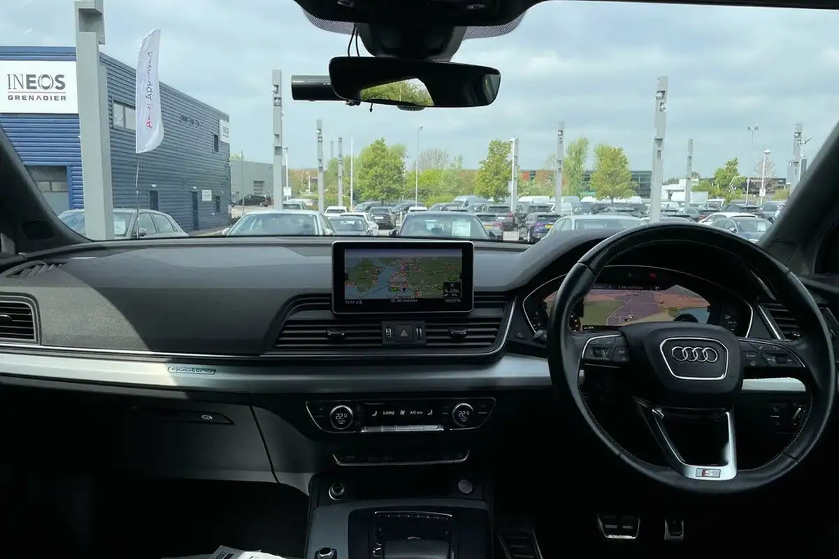 2017-audi-sq5-30-tfsi-quattro-big-2
