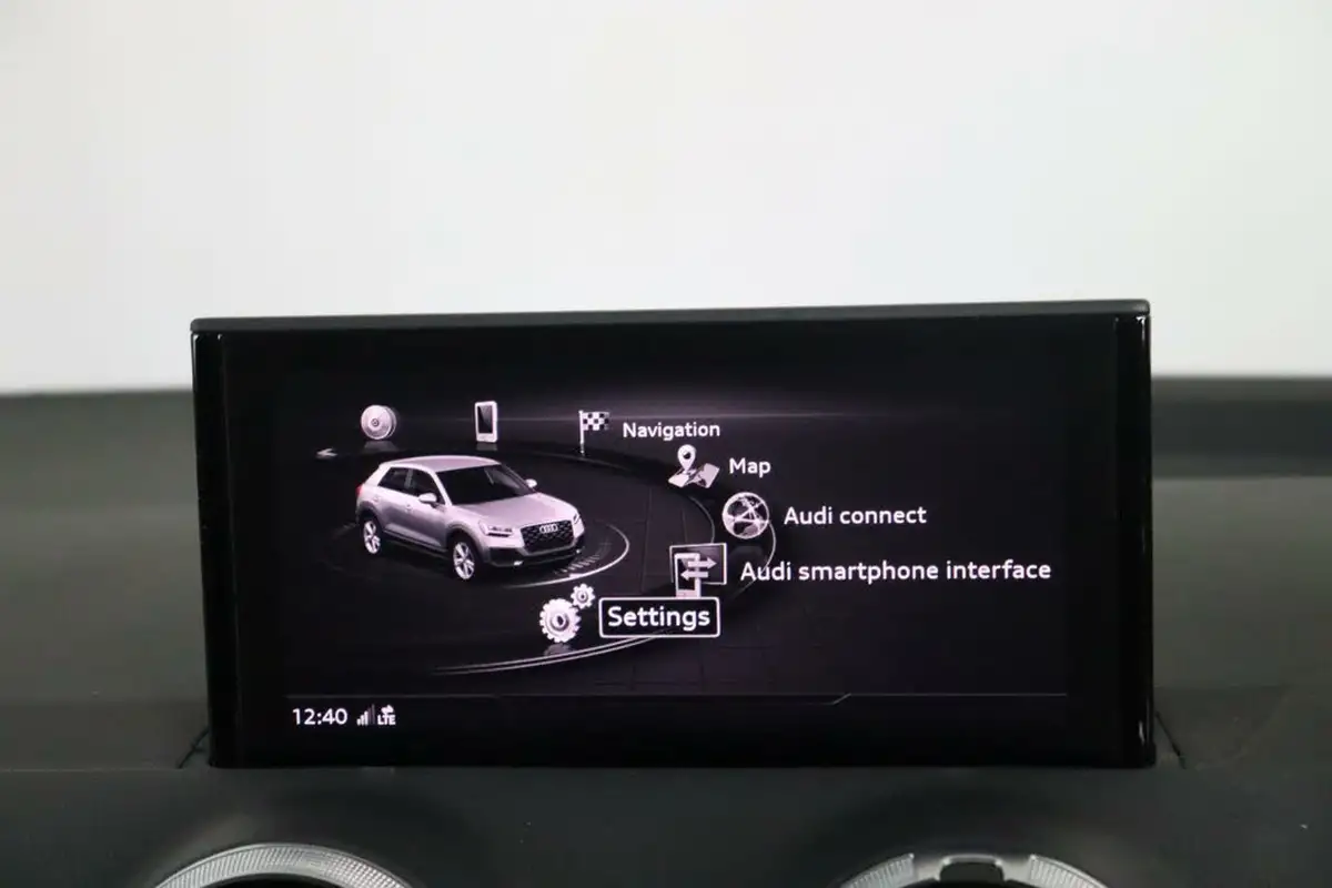 2021-audi-q2-10-30-tfsi-sport-big-26