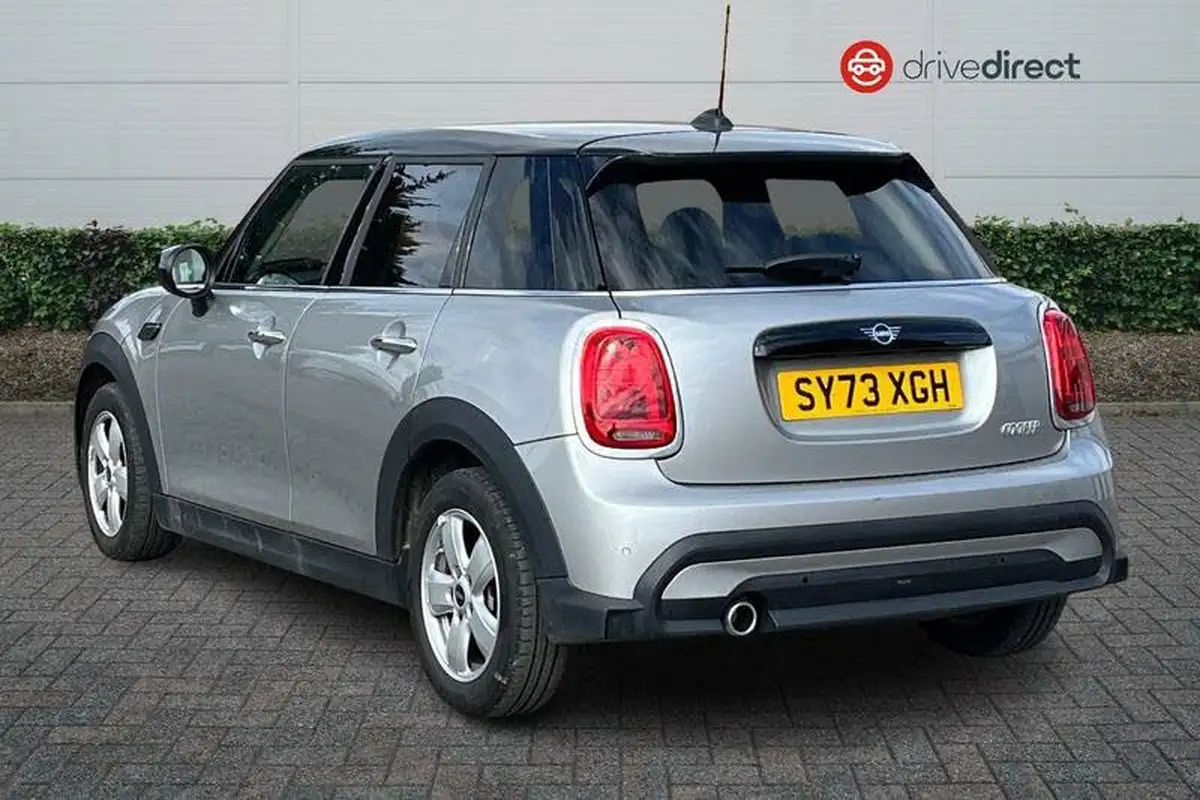 2024-mini-cooper-15-cooper-classic-premium-auto-hatchback-5d-auto-big-4
