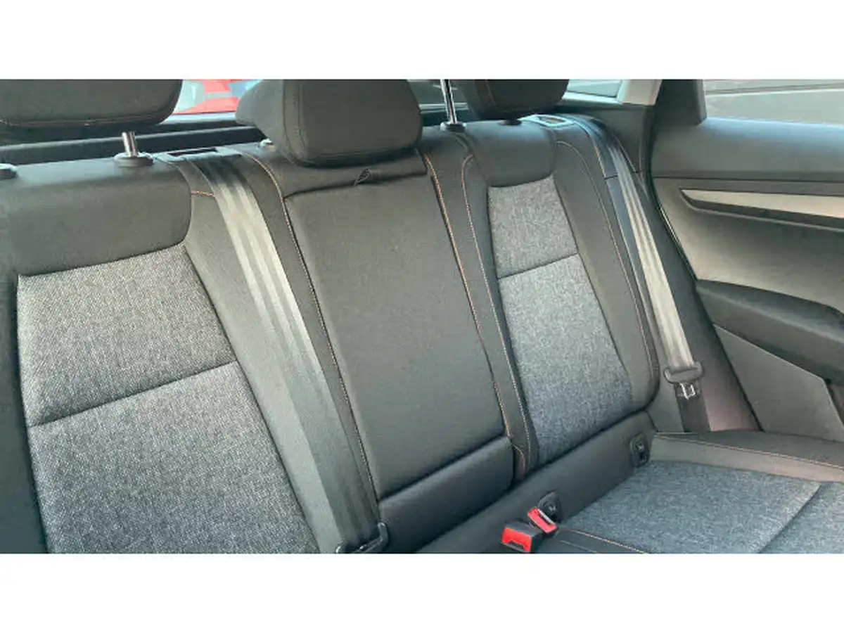 2021-skoda-karoq-15-tsi-se-drive-big-14