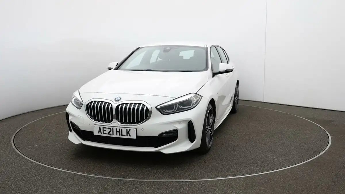 2021-bmw-1-series-15-118i-m-sport-lcp-big-30