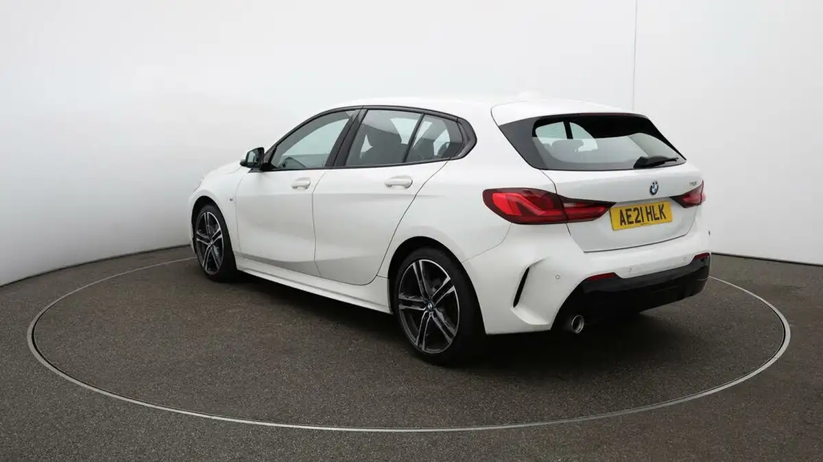 2021-bmw-1-series-15-118i-m-sport-lcp-big-54