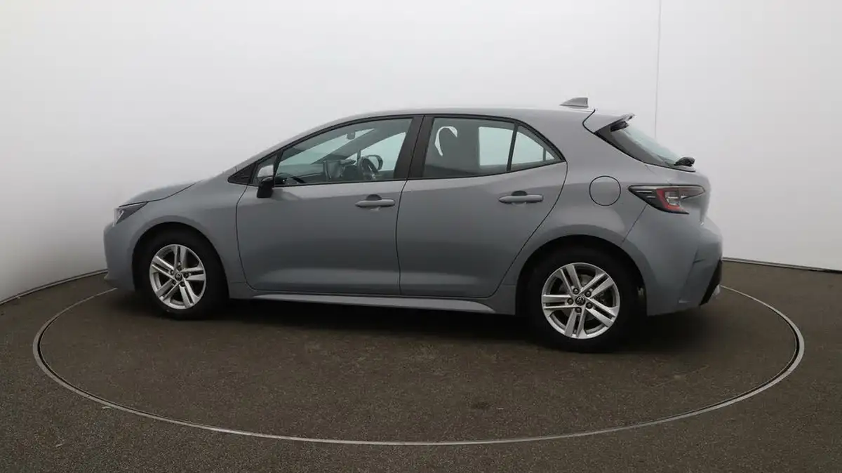 2022-toyota-corolla-18-vvt-i-icon-120bhp-trk-hatchback-5d-big-50