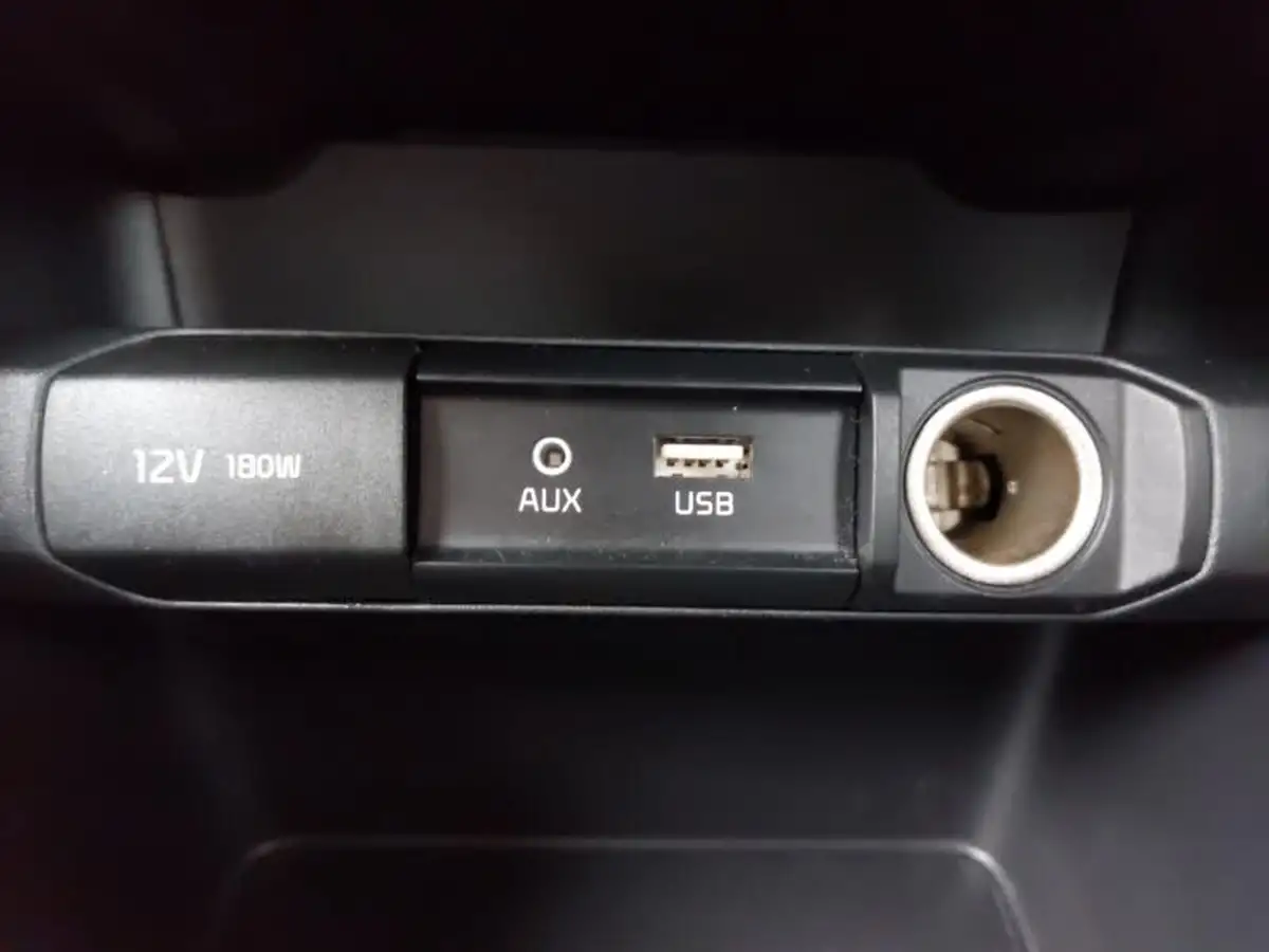 2019-kia-picanto-10-2-big-17