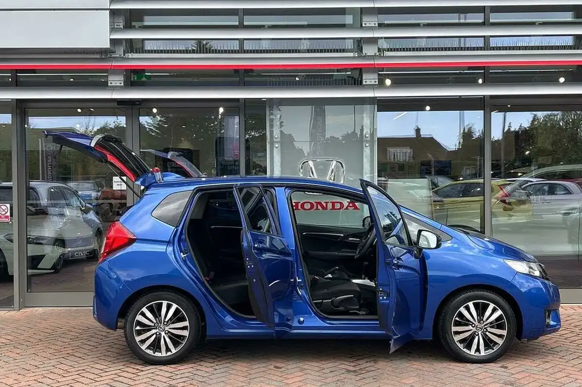 2017-honda-jazz-13-i-vtec-ex-cvt-big-17