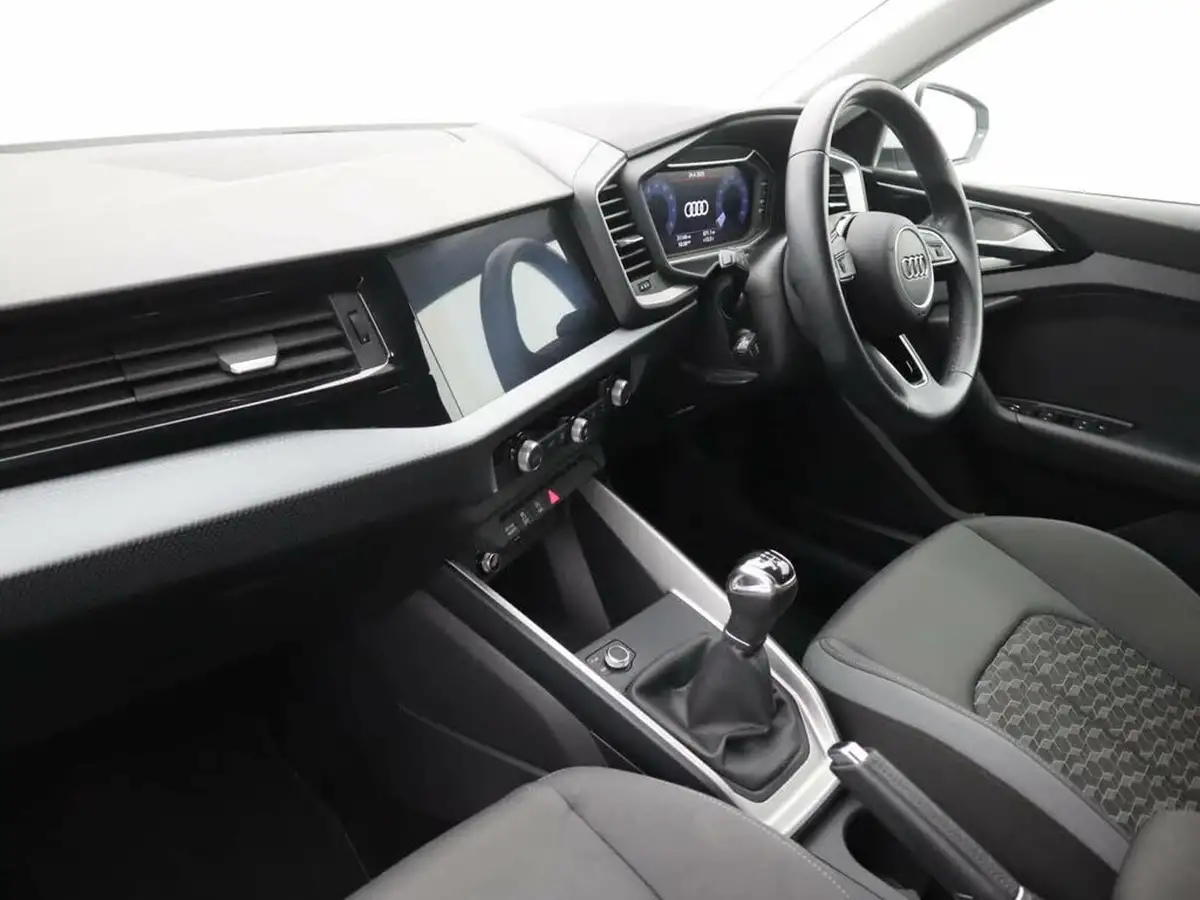 2021-audi-a1-10-30-tfsi-sport-110ps-big-8