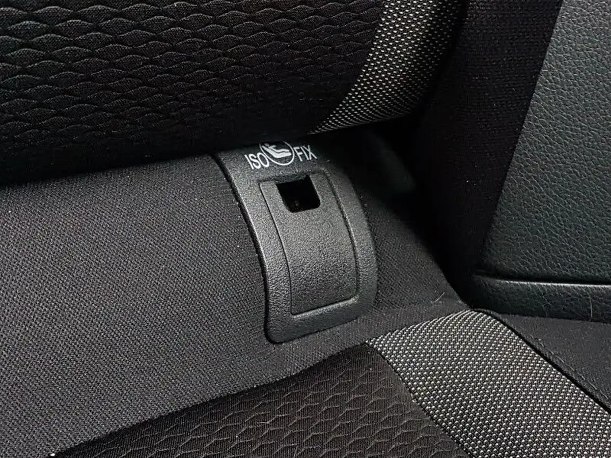 2020-nissan-qashqai-13-dig-t-n-connecta-140ps-big-9