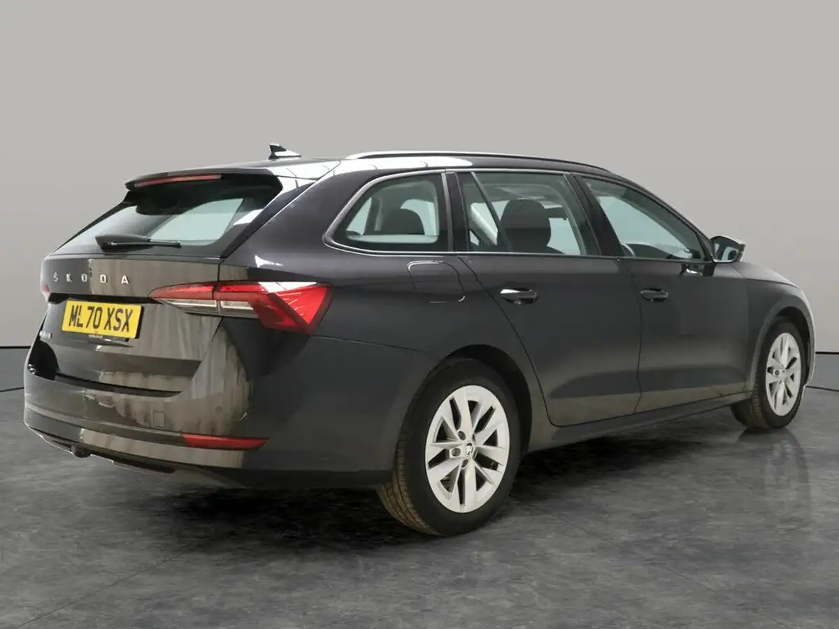 2020-skoda-octavia-20tdi-se-technology-115ps-scr-estate-big-7