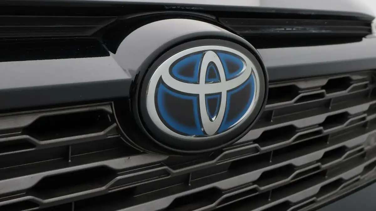 2022-toyota-rav4-25-vvt-i-design-215bhp-big-23