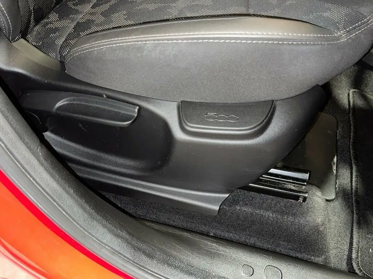 2021-fiat-500l-14-cross-ss-big-5