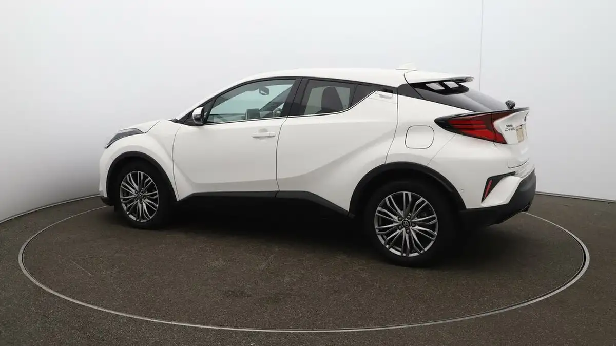 2022-toyota-c-hr-18-vvt-i-excel-big-38