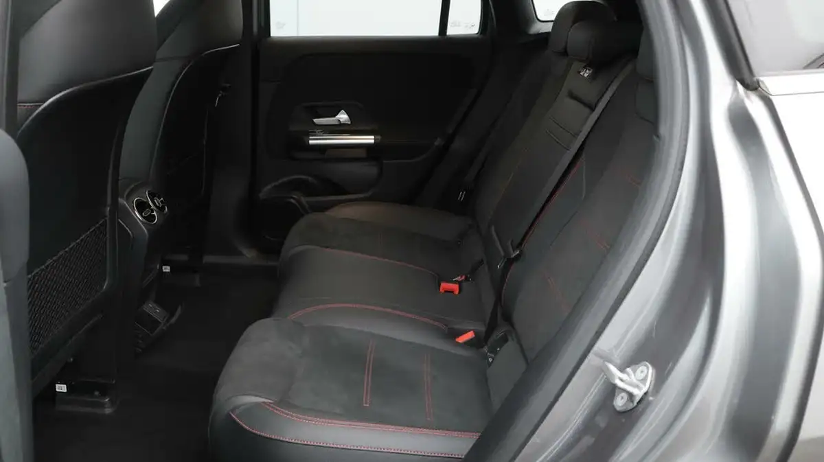 2023-mercedes-benz-eqa-e-eqa-250-amg-line-big-16