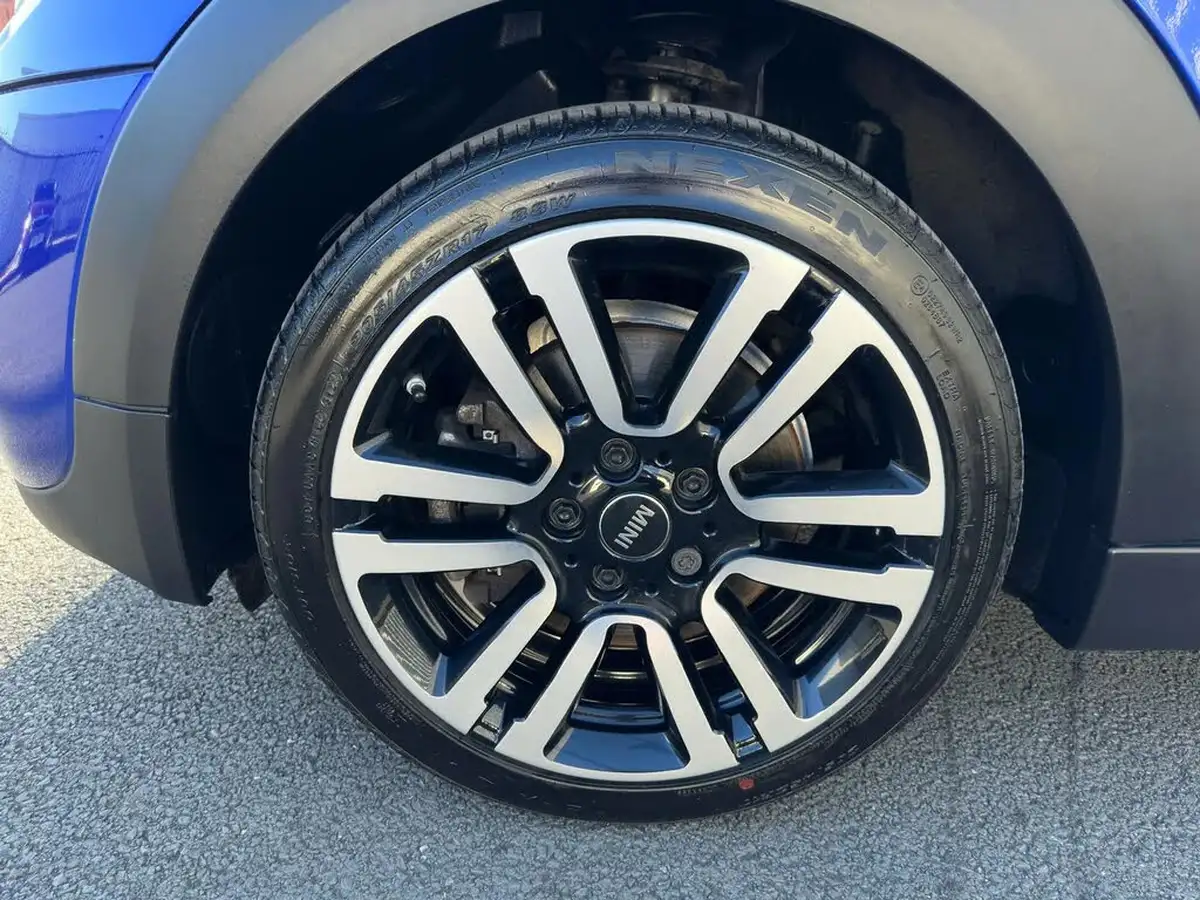 2019-mini-cooper-20-cooper-s-exclusive-189bhp-hatchback-5d-big-3