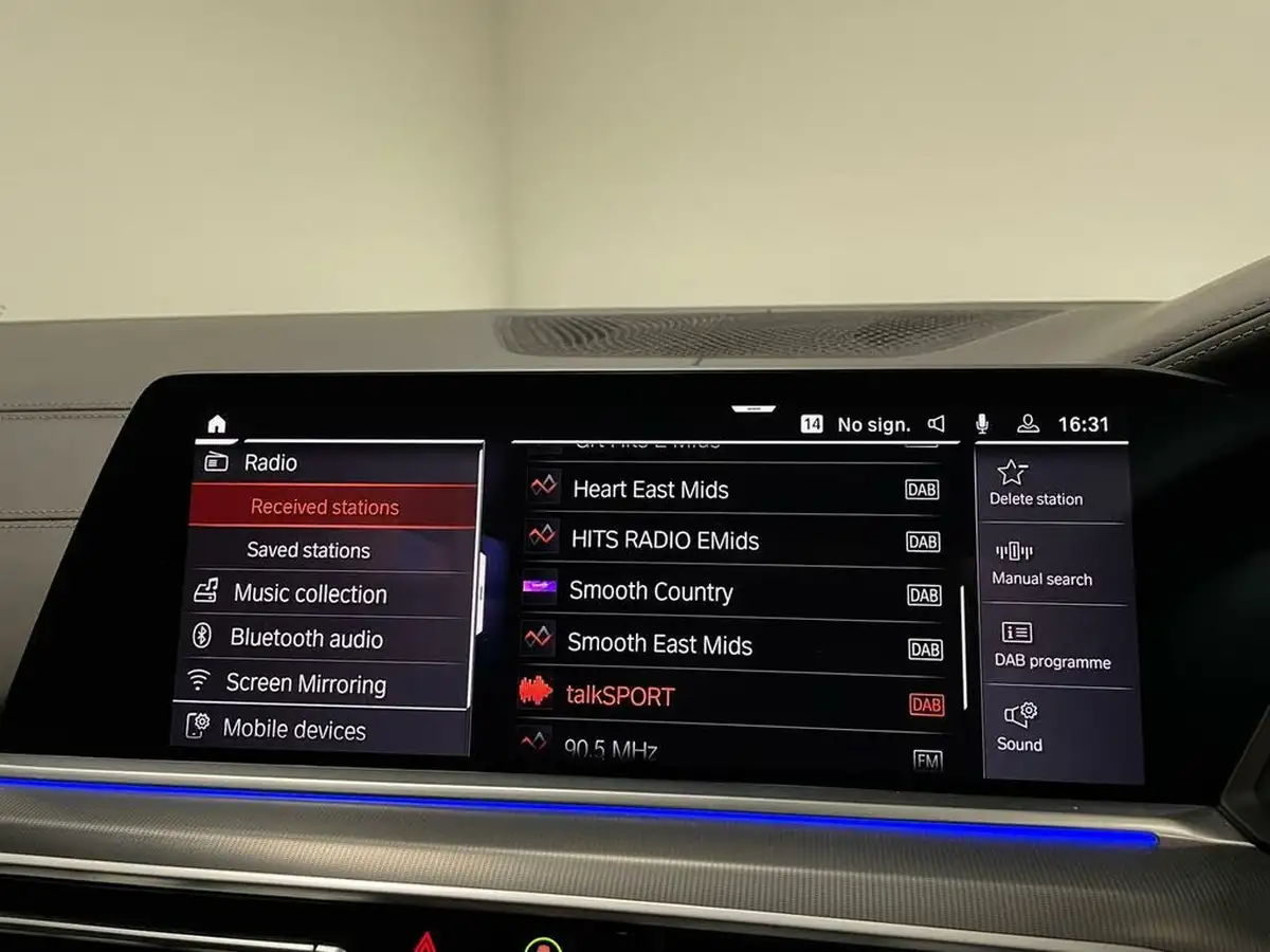 2020-bmw-x6-30td-m50d-big-25