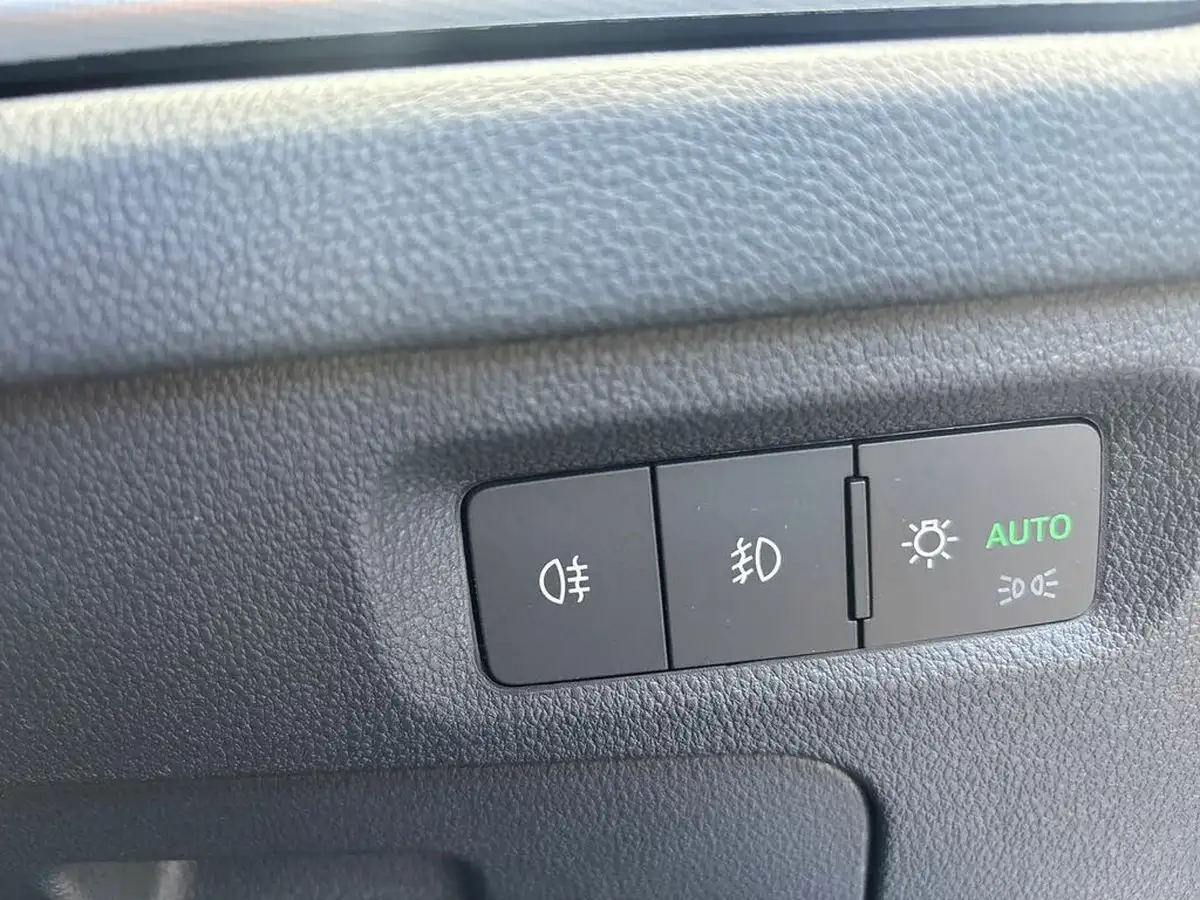 2023-skoda-octavia-15-tsi-e-tec-se-l-estate-big-22