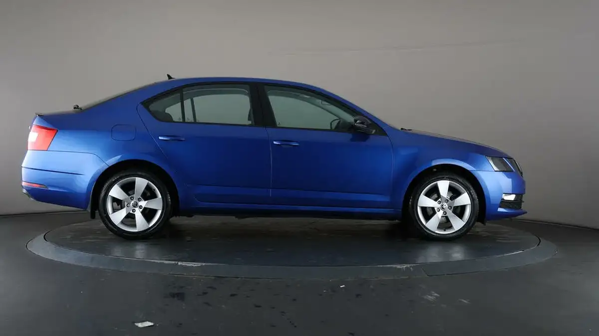 2019-skoda-octavia-15-tsi-se-drive-hatchback-big-52