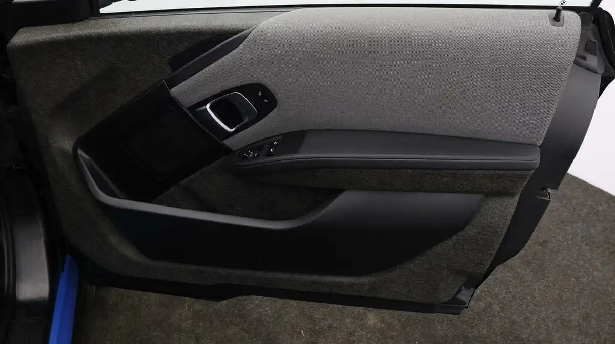 2022-bmw-i3-e-120-ah-big-14