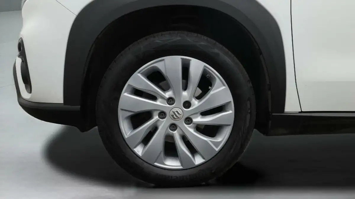 2023-suzuki-s-cross-14-boosterjet-motion-big-18