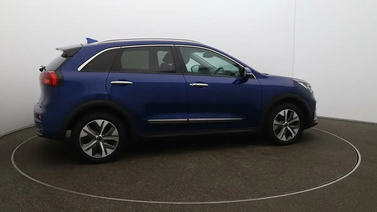 2021-kia-e-niro-ev-4-big-46