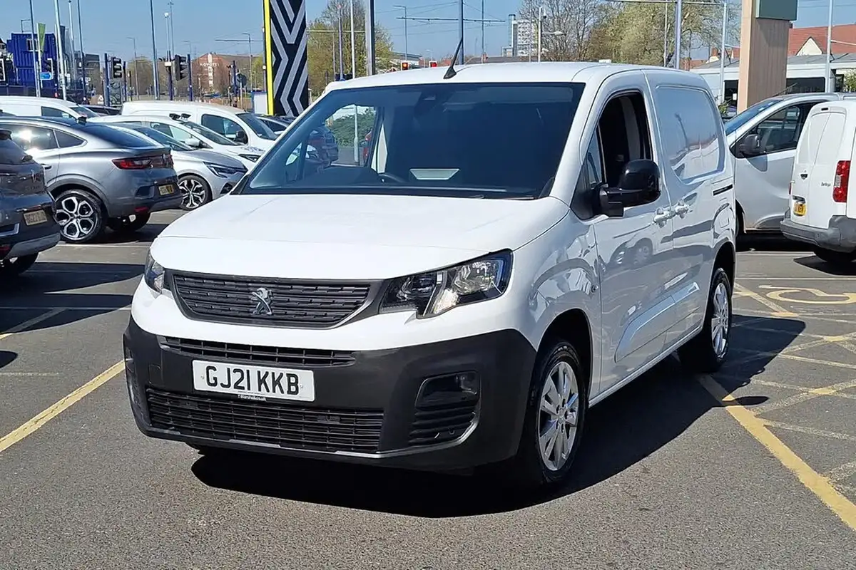 2021-peugeot-partner-15-bluehdi-1000-asphalt-100ps-eu6dt-big-14