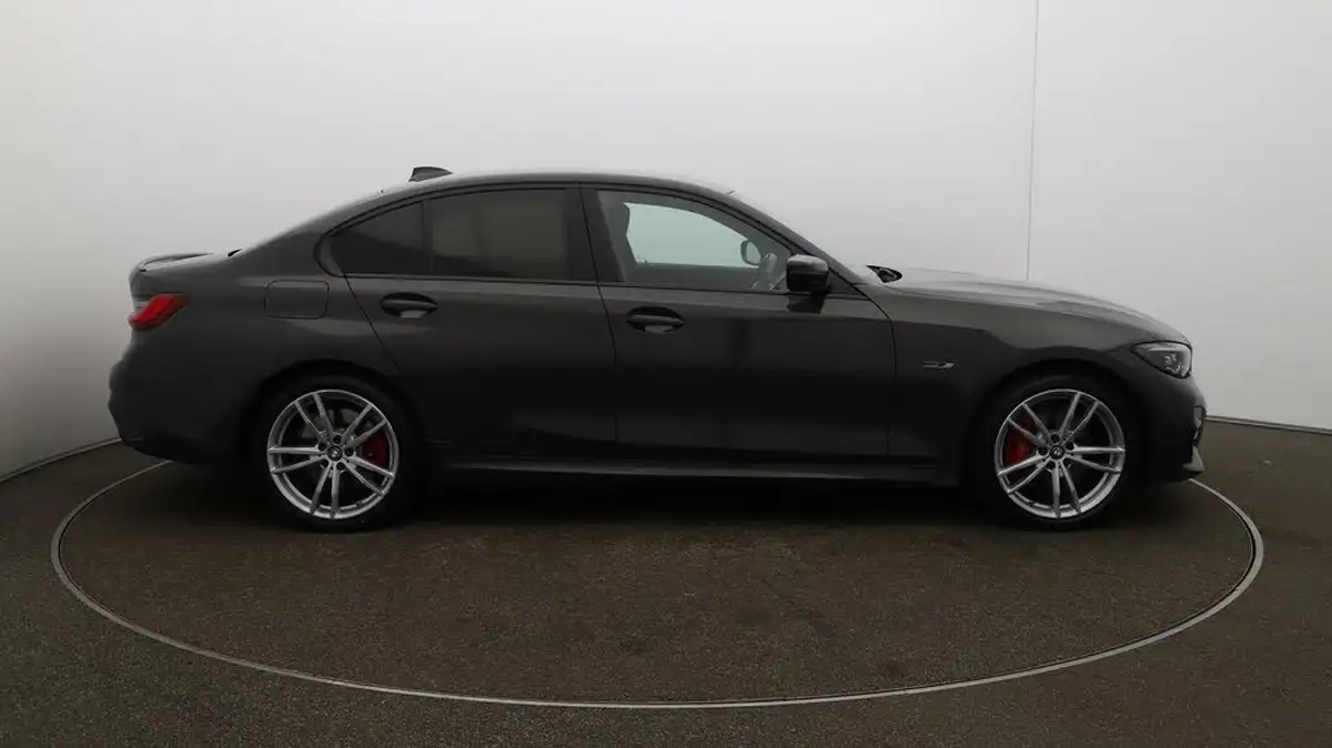 2022-bmw-3-series-20-330e-m-sport-pro-edition-saloon-4d-big-41
