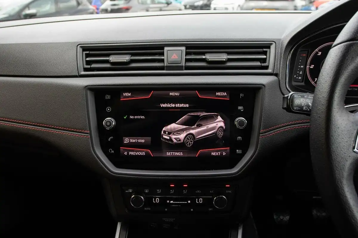 2019-seat-arona-16tdi-fr-sport-big-26