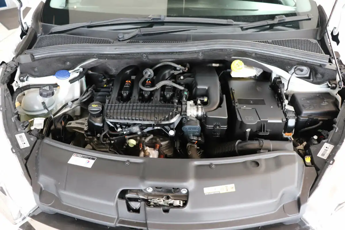 2019-peugeot-208-12-puretech-signature-big-51