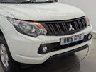 2019-mitsubishi-l200-24di-d-4life-eu6b-double-pickup-small-9