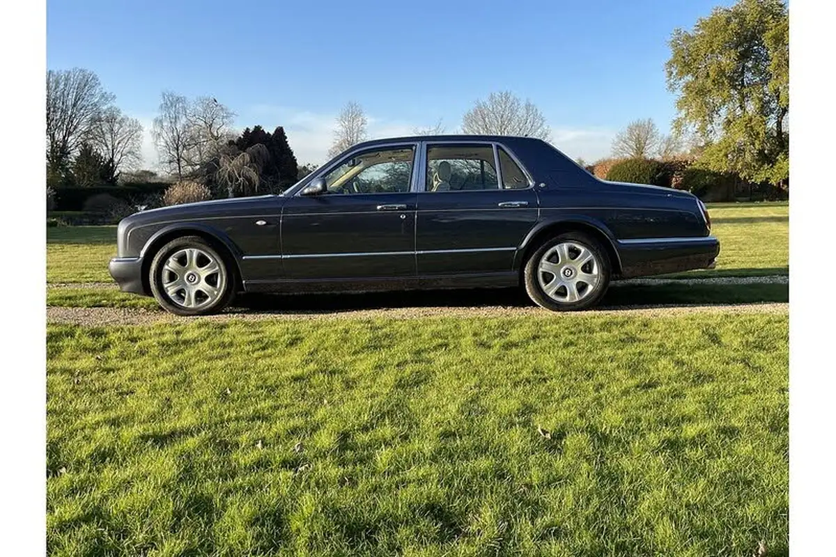 2008-bentley-arnage-68-r-big-55